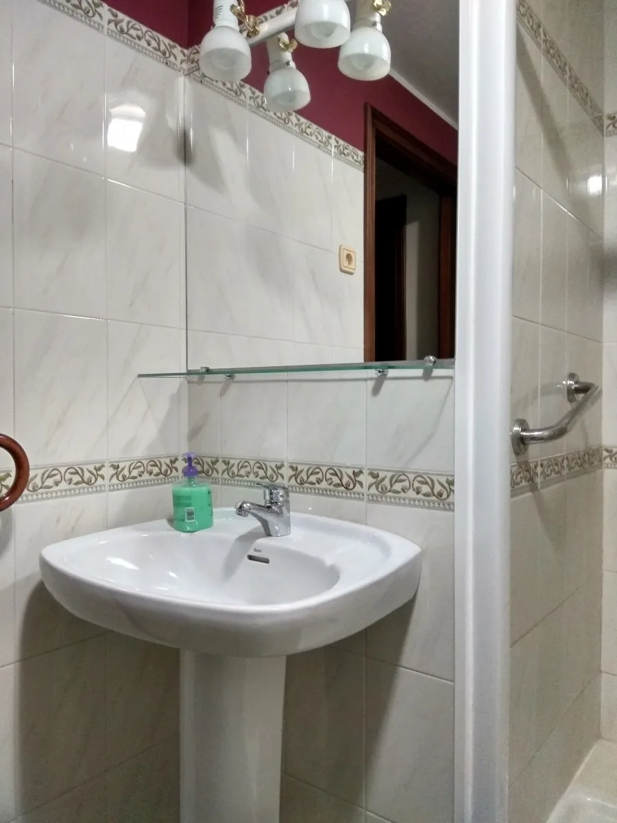 Baño 2 parte, con ducha Baño 2 parte, con ducha